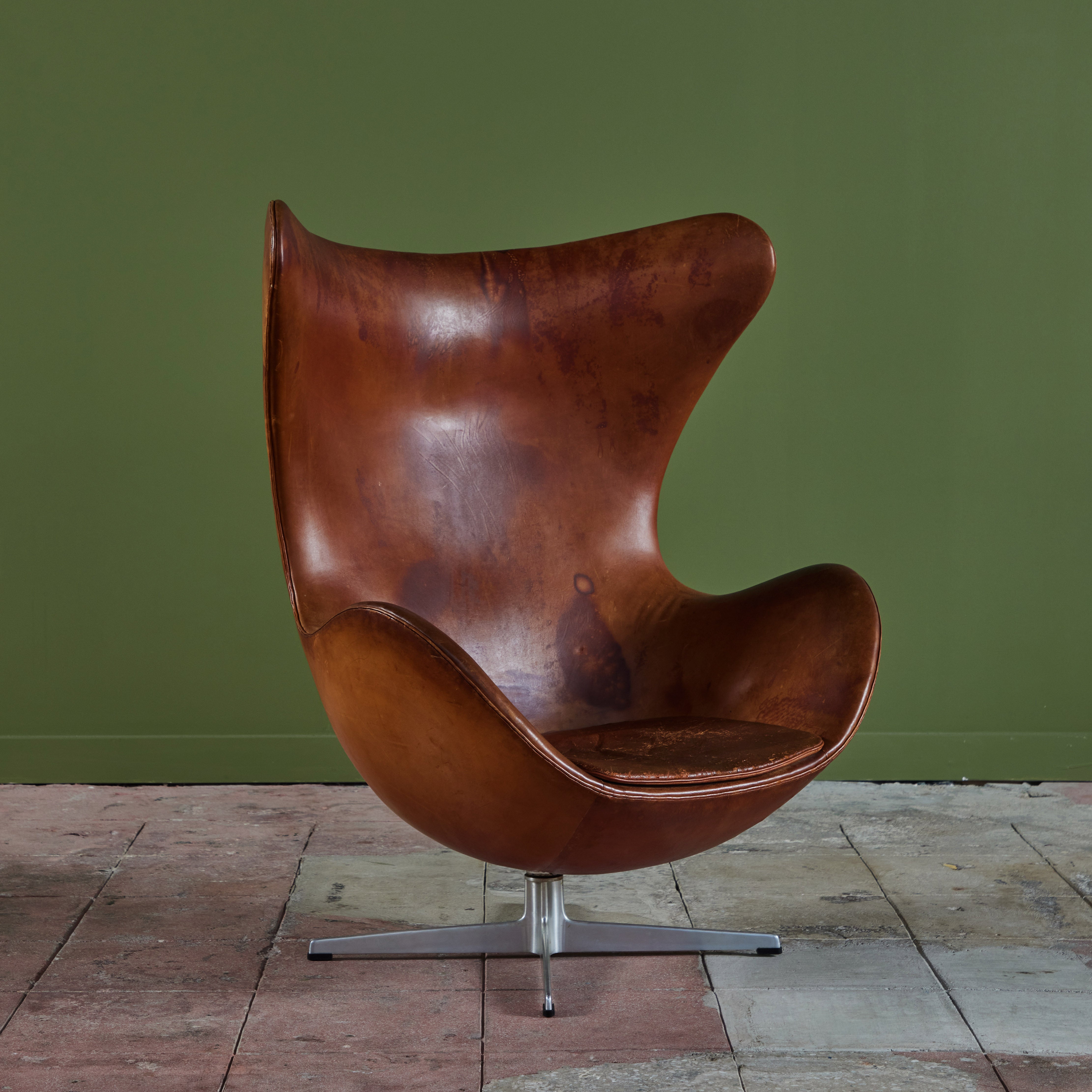 The egg chair arne jacobsen best sale