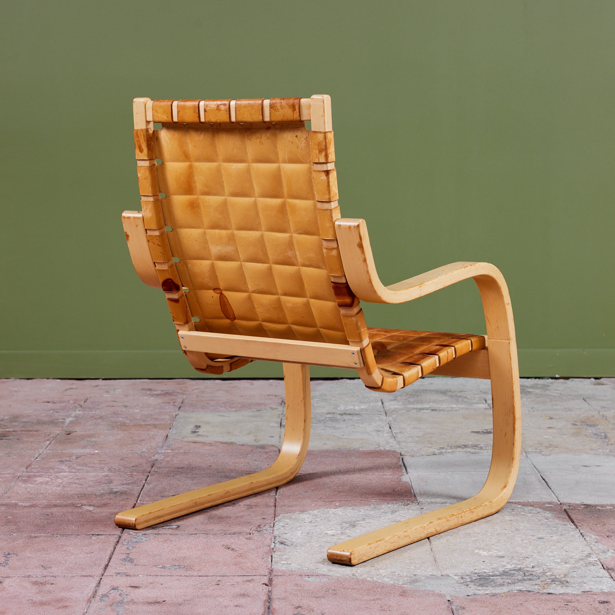 Alvar Aalto Cantilevered Leather Lounge Chair for Artek