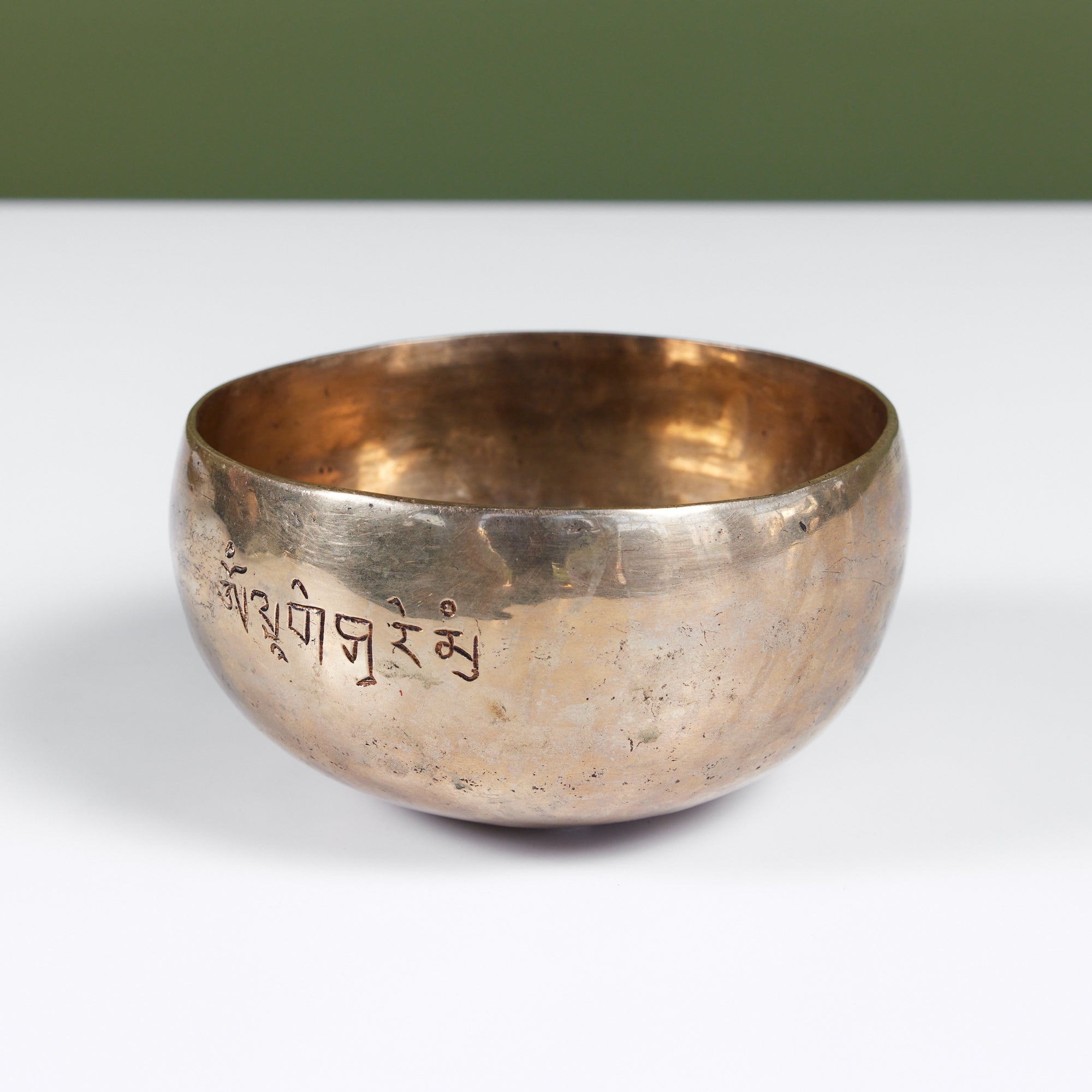 Bronze Hammered Tibetan Singing Bowl