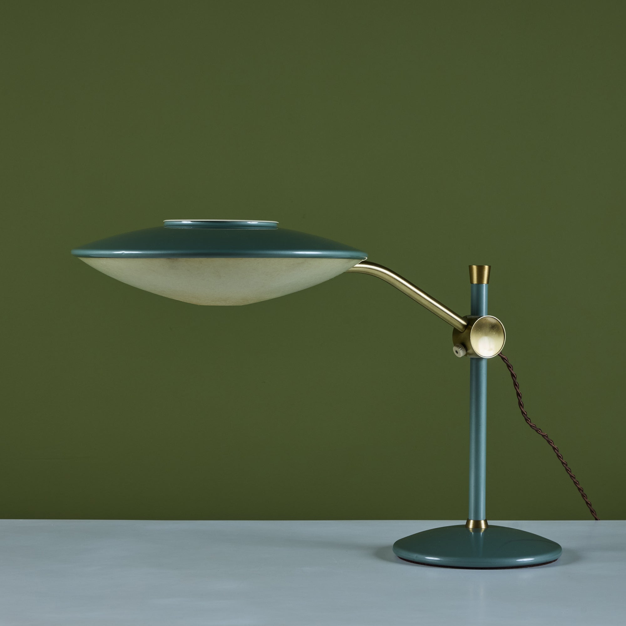 Vintage dazor desk lamp hotsell