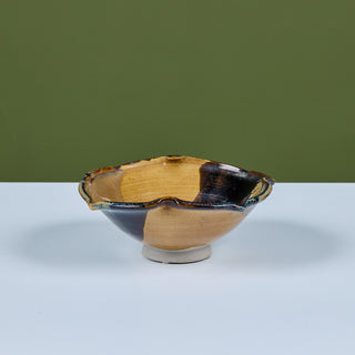 Glazed Scallop Edge Ceramic Bowl