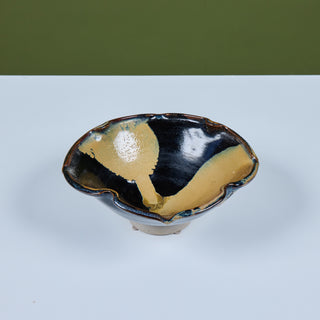 Glazed Scallop Edge Ceramic Bowl