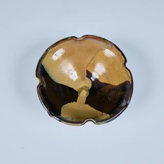 Glazed Scallop Edge Ceramic Bowl