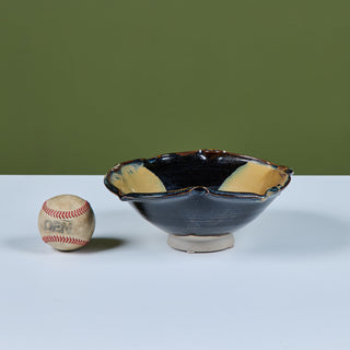 Glazed Scallop Edge Ceramic Bowl
