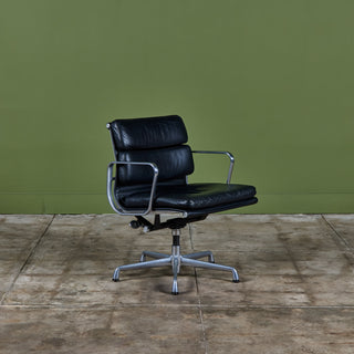 Eames Soft Pad Management Chair for Herman Miller