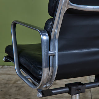 Eames Soft Pad Management Chair for Herman Miller