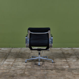 Eames Soft Pad Management Chair for Herman Miller