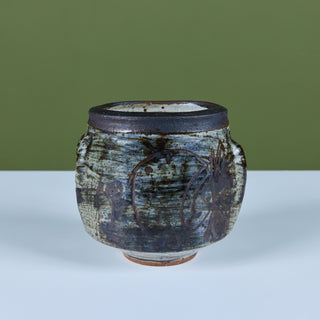 Otto and Vivika Heino Studio Pottery Vessel