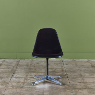 Set of Four Charles and Ray Eames Molded Fiberglass Side Chairs for Herman Miller