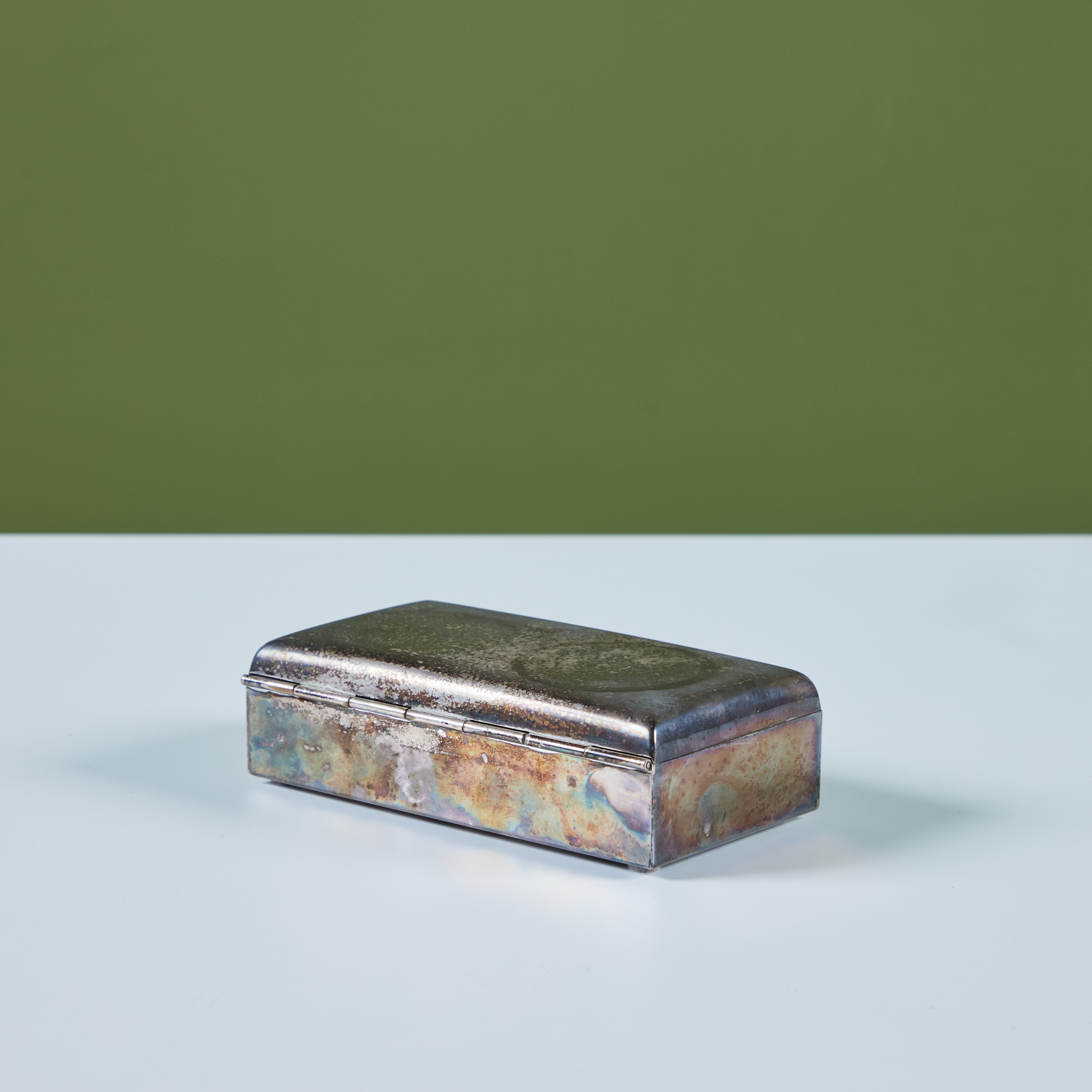 Lidded Silver-Plated Cigarette Box – DEN