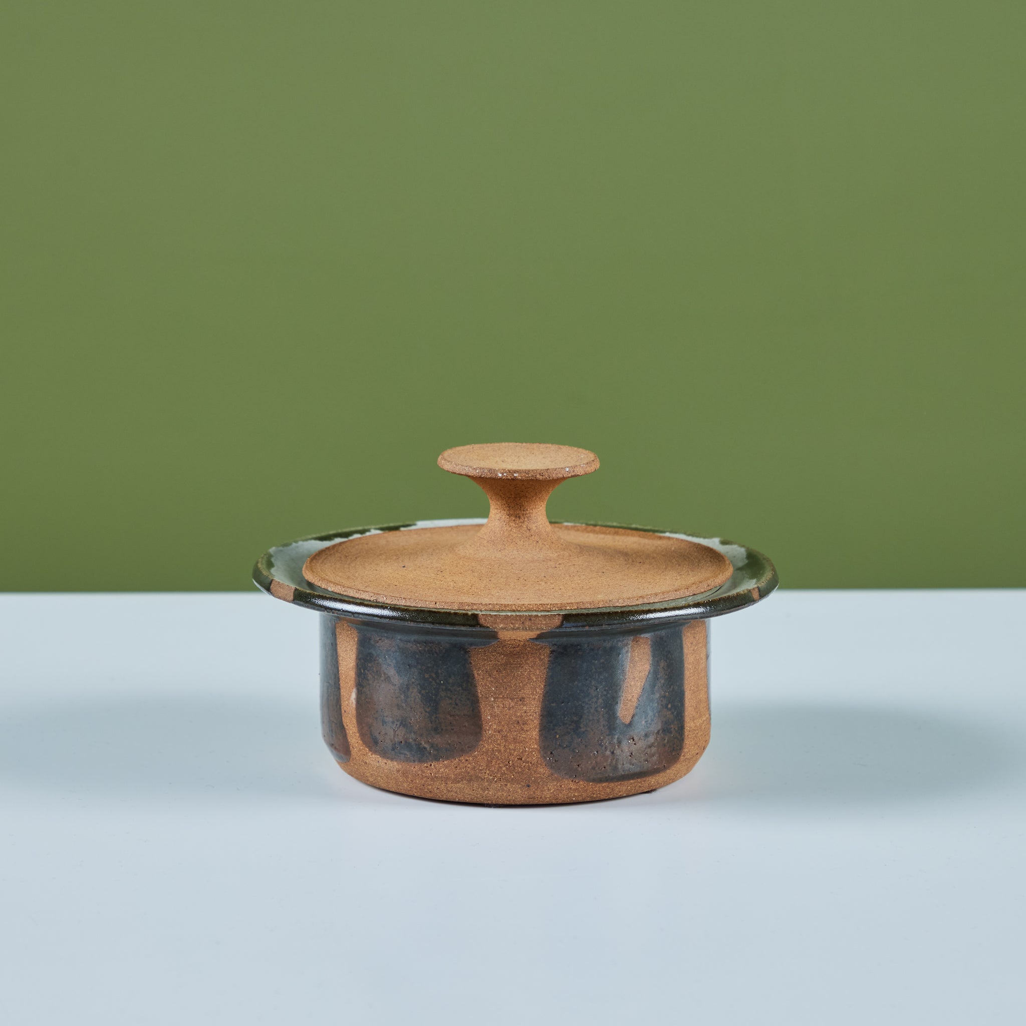 Robert Maxwell Lidded Stoneware Pot
