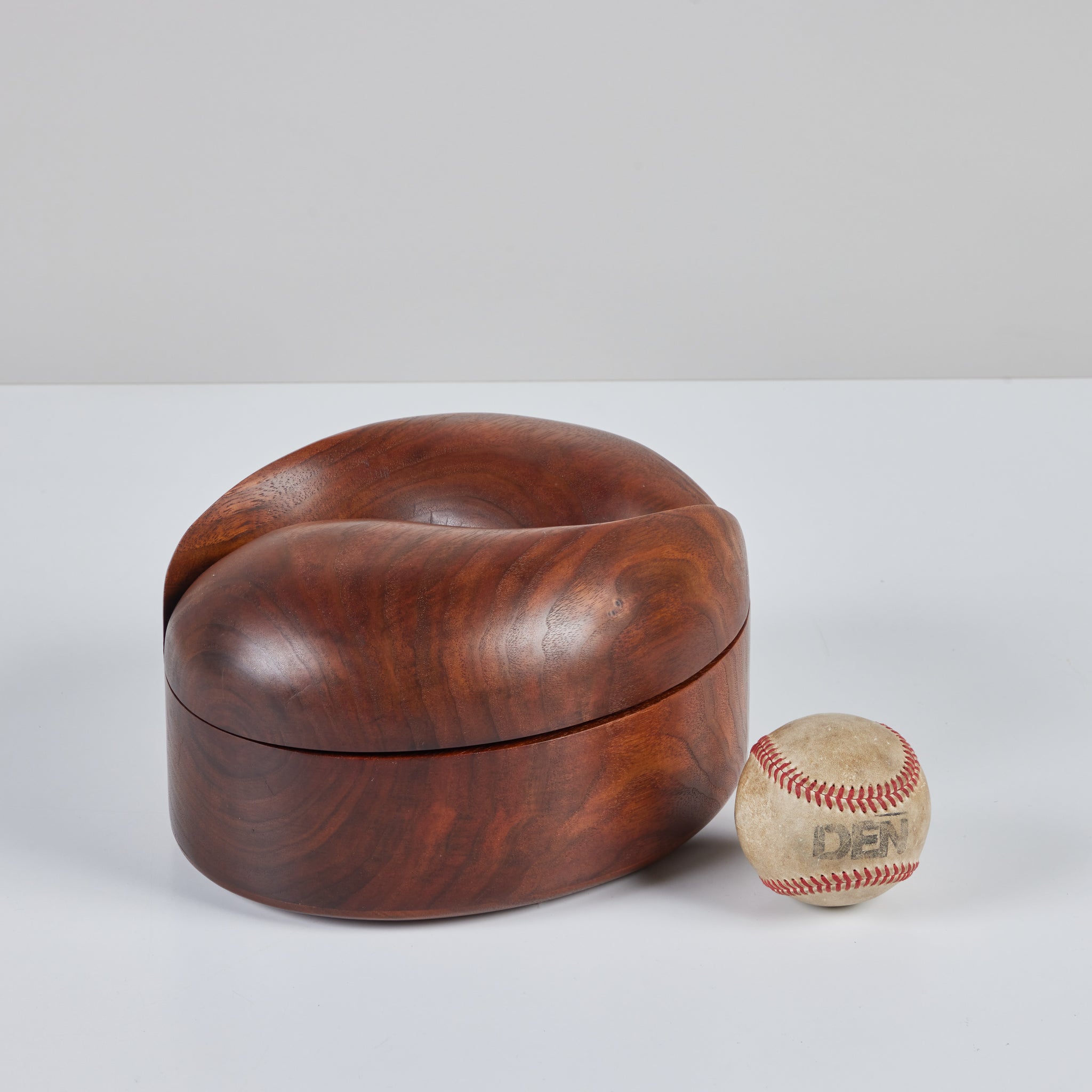 Studio Craft "Yin-yang" Box