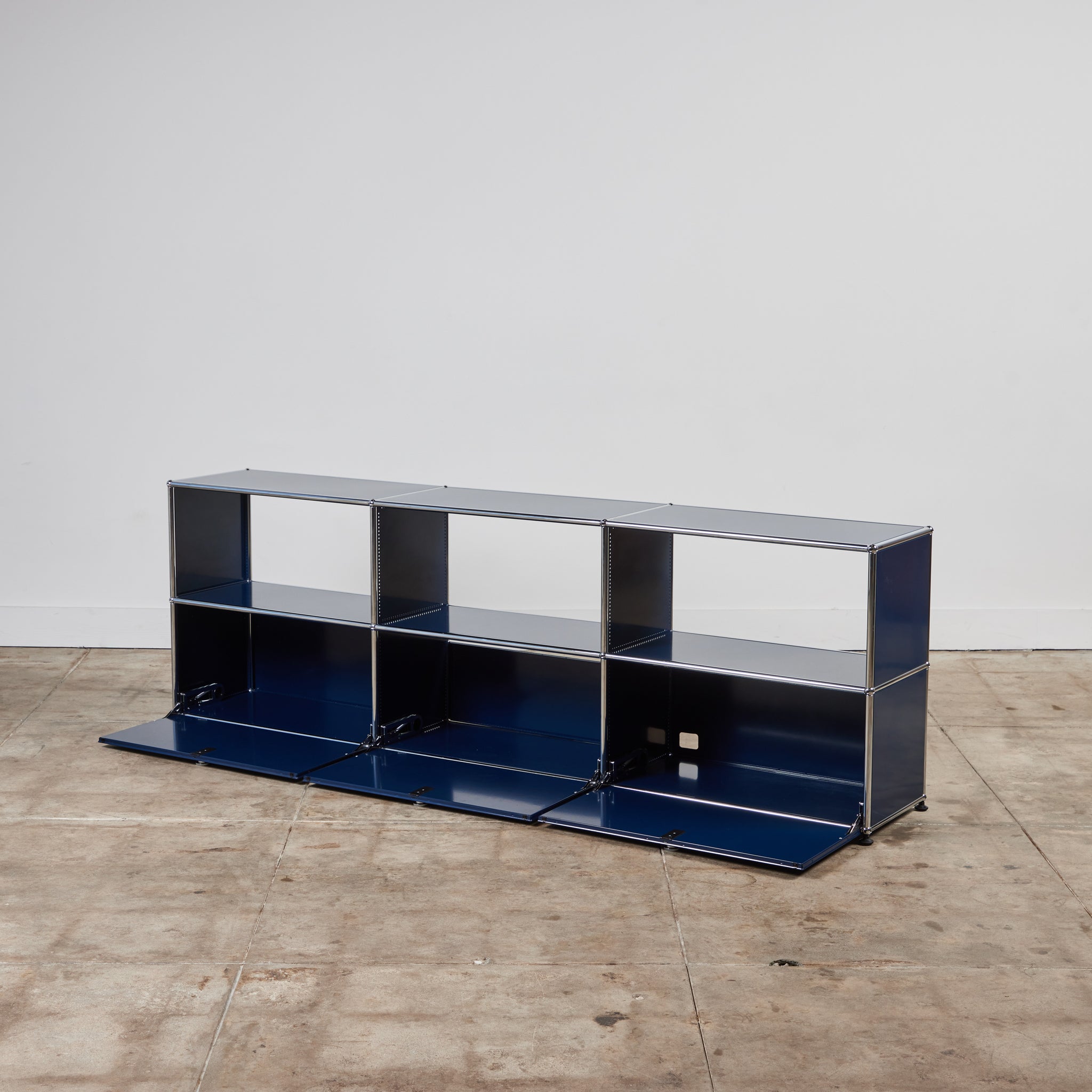 USM Haller Three Bay Console Unit