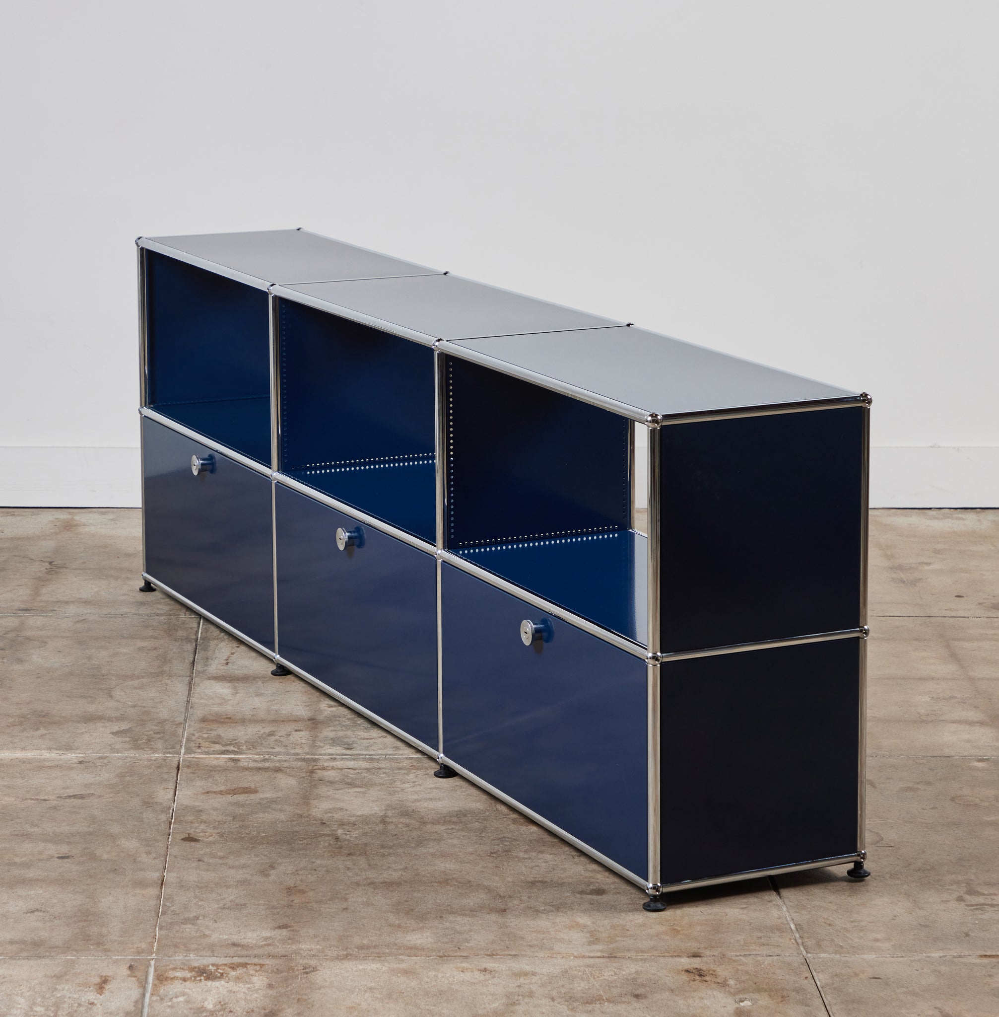 USM Haller Three Bay Console Unit