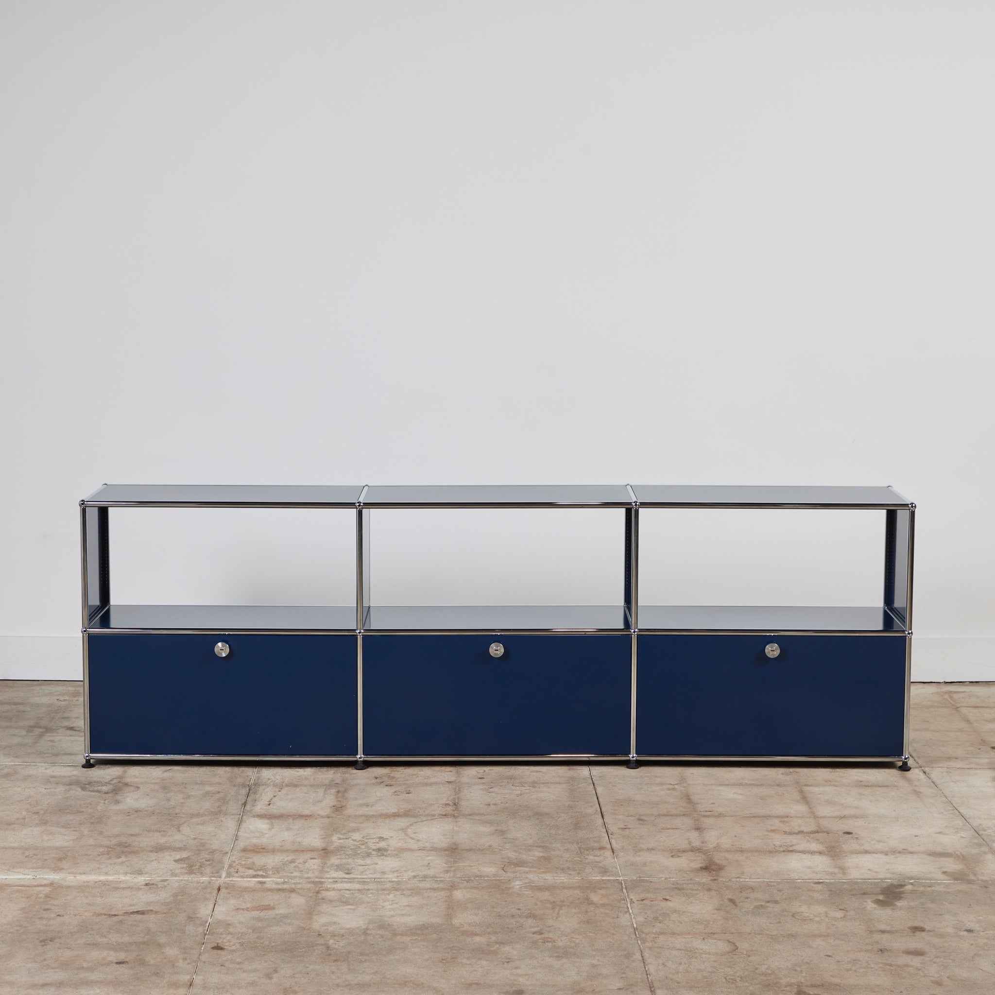 USM Haller Three Bay Console Unit