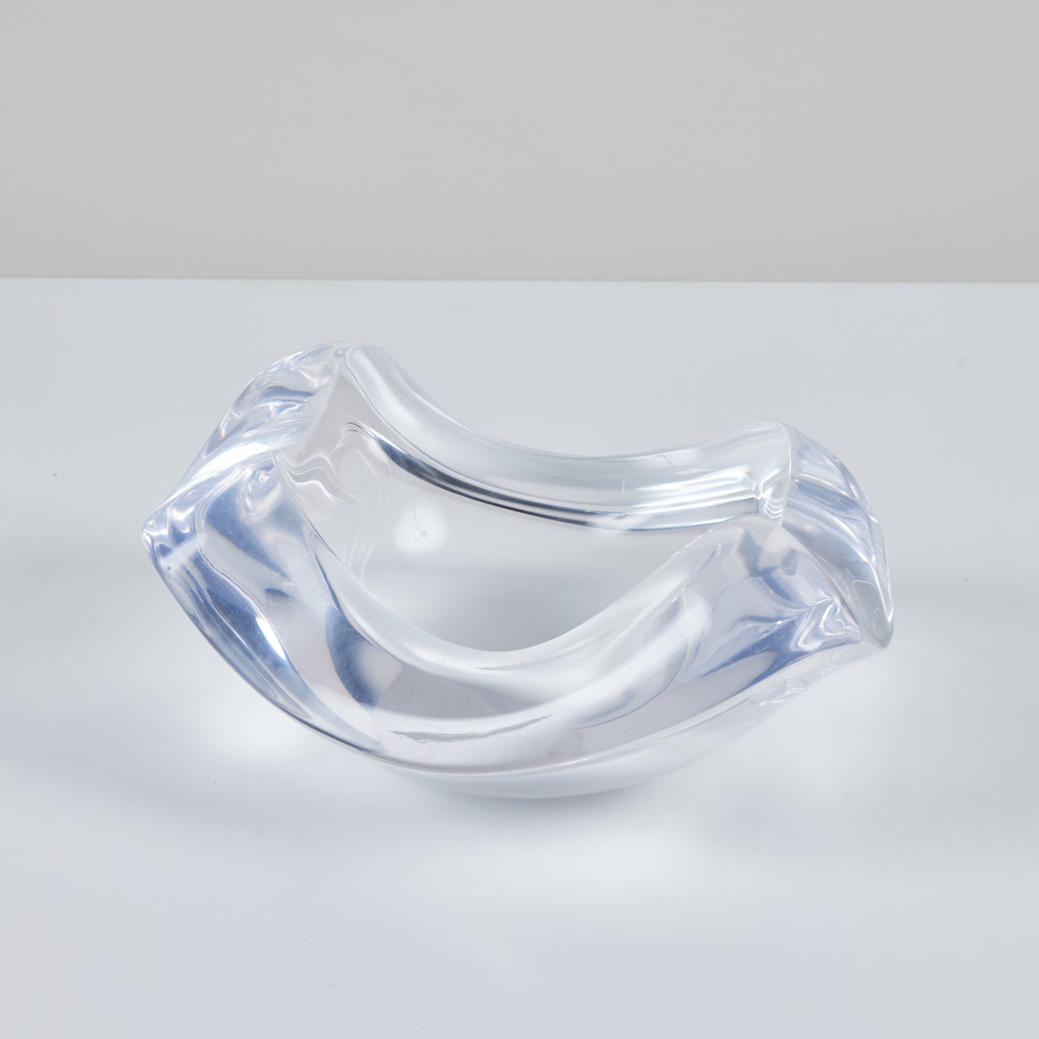 Thick Edge Astrolite Lucite Bowl by Ritts Co.