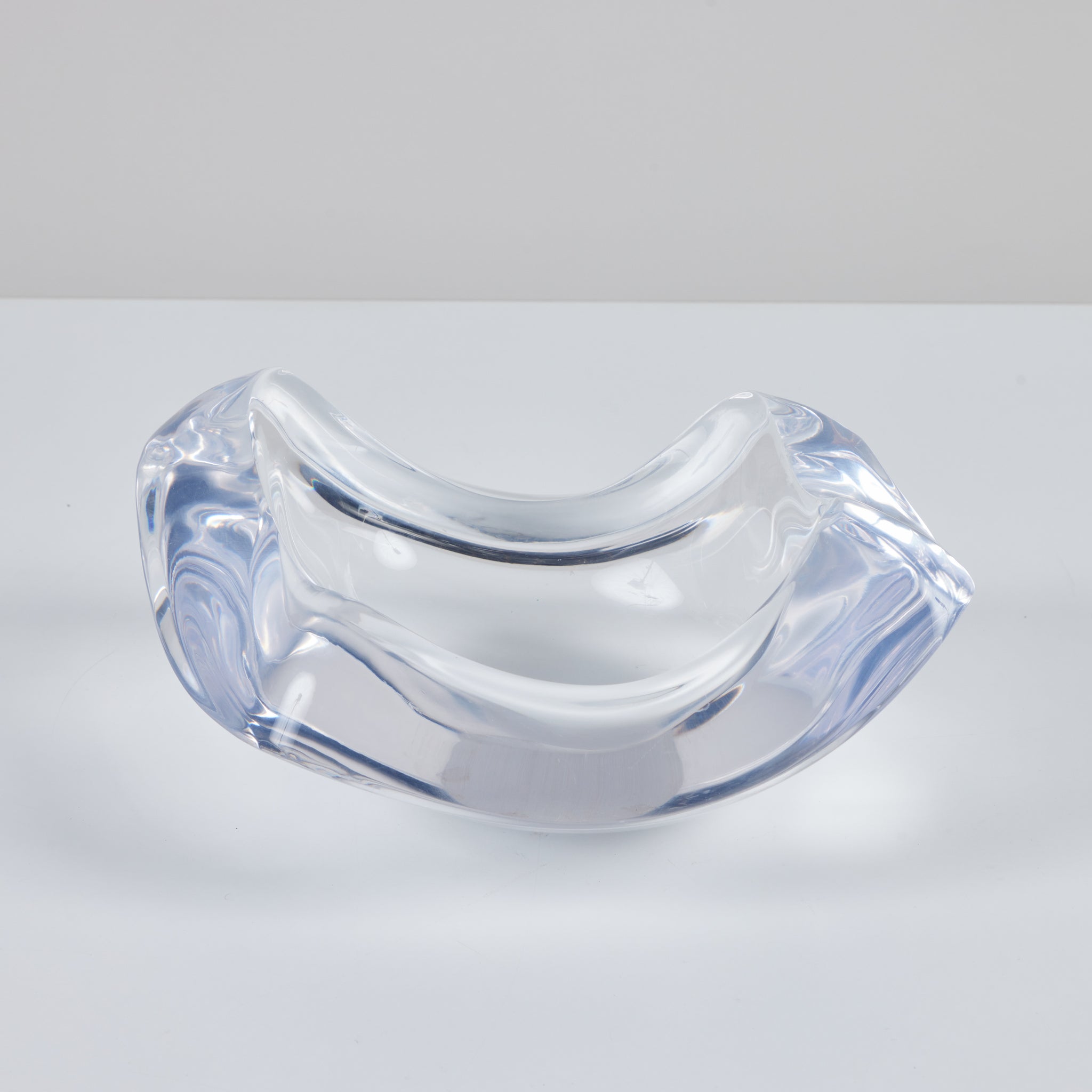 Thick Edge Astrolite Lucite Bowl by Ritts Co.