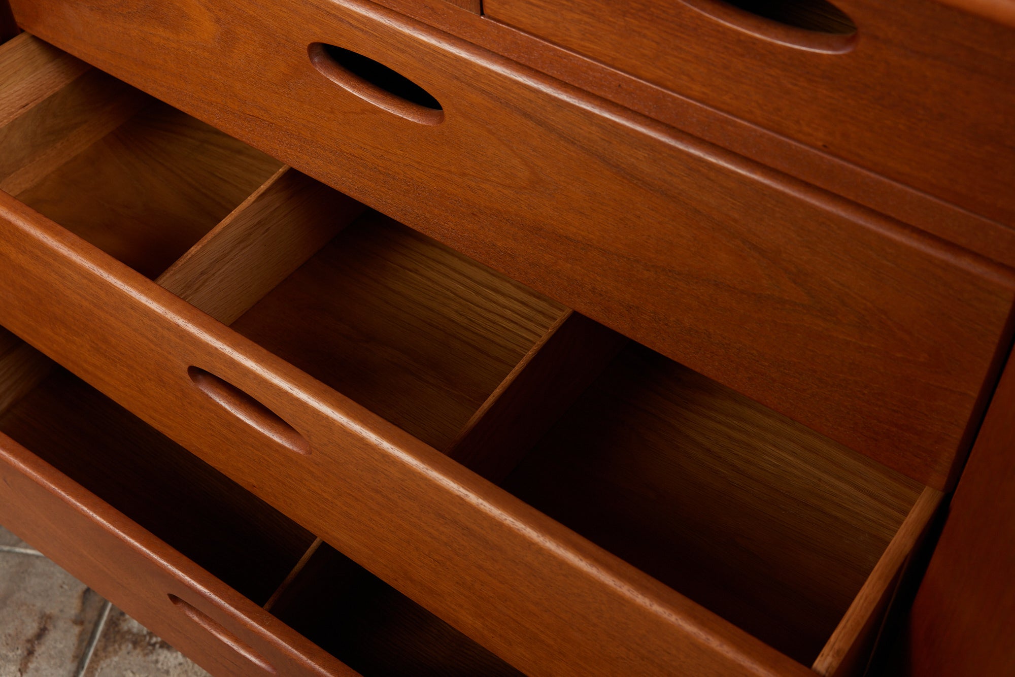ON HOLD ** Mount Airy Furniture Vanity Dresser