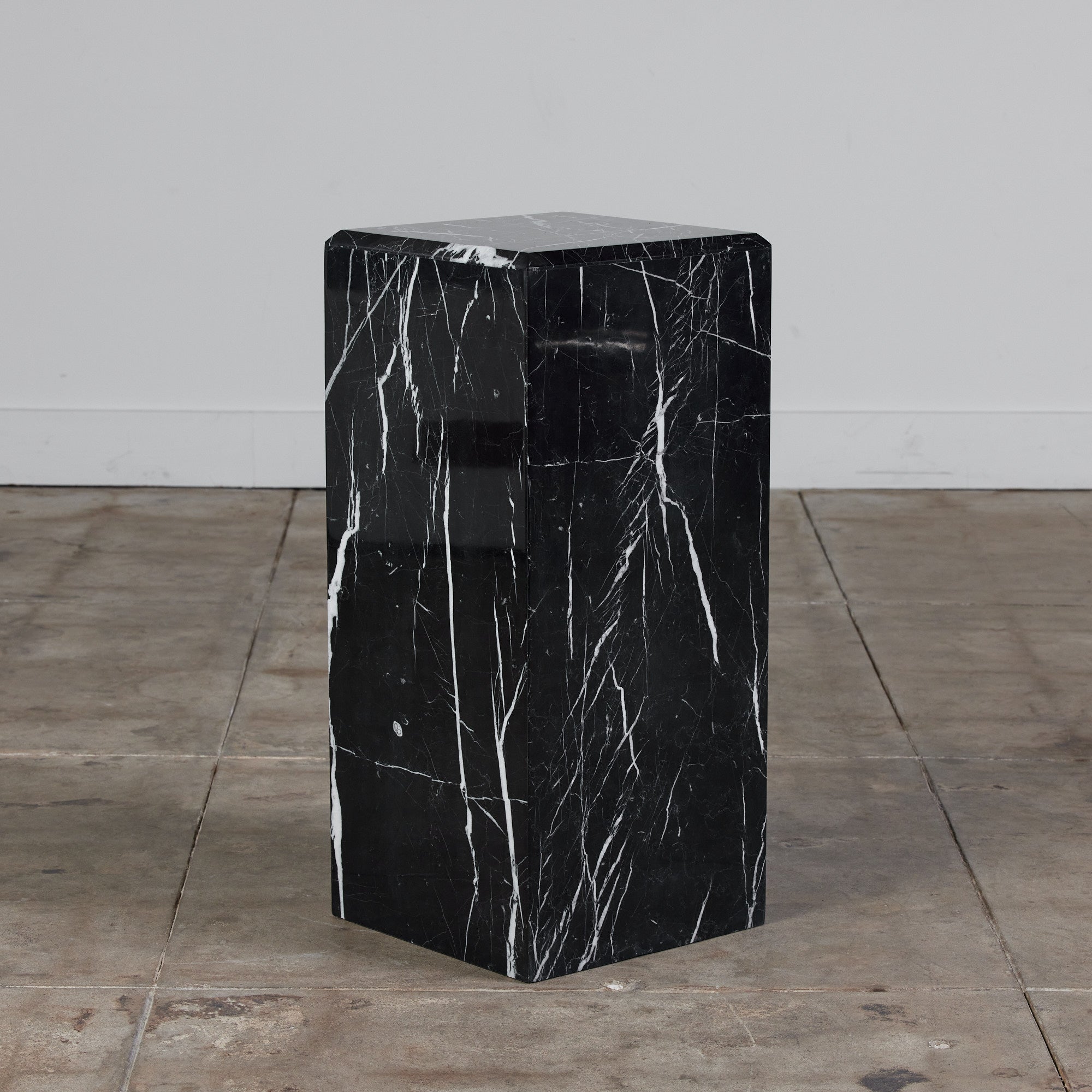 Nero Marquina Marble Pedestal