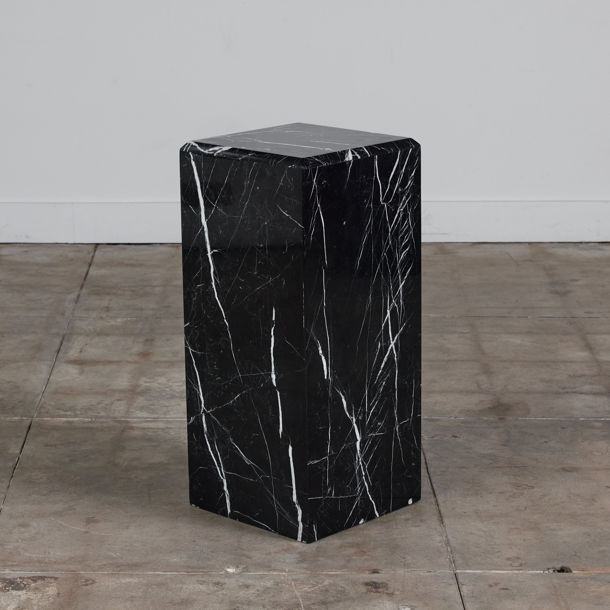 Nero Marquina Marble Pedestal