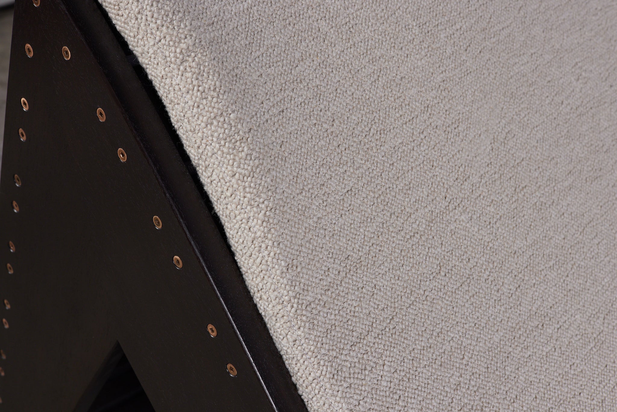 Martin Simpson Boucle Chaise Lounge