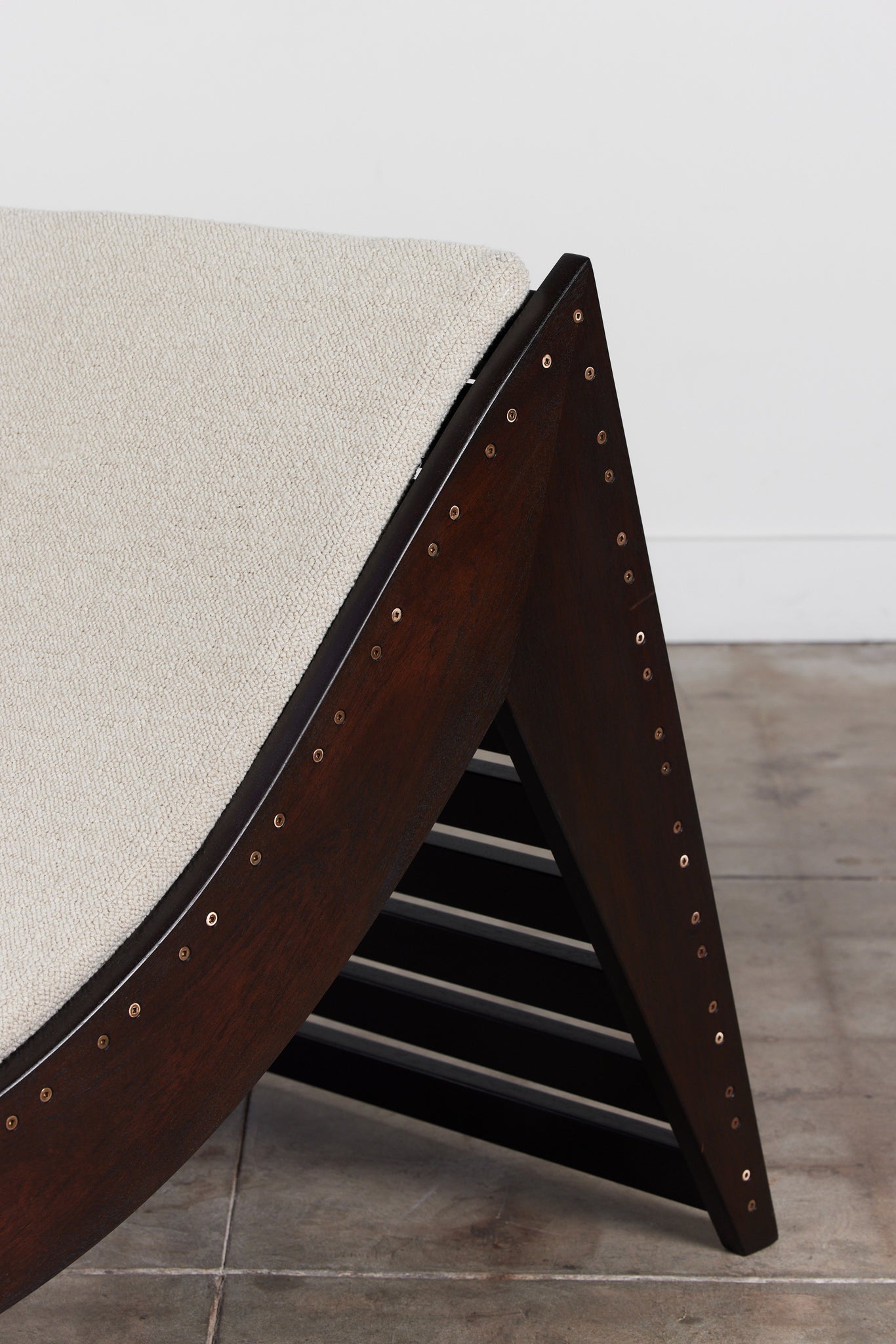 Martin Simpson Boucle Chaise Lounge