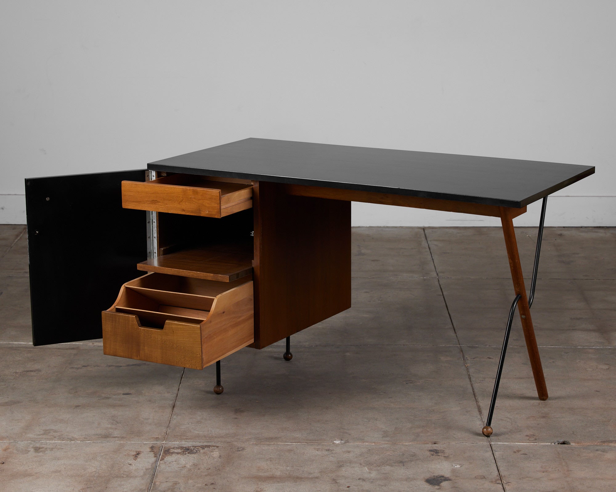 Greta Magnusson-Grossman Desk for Glenn of California