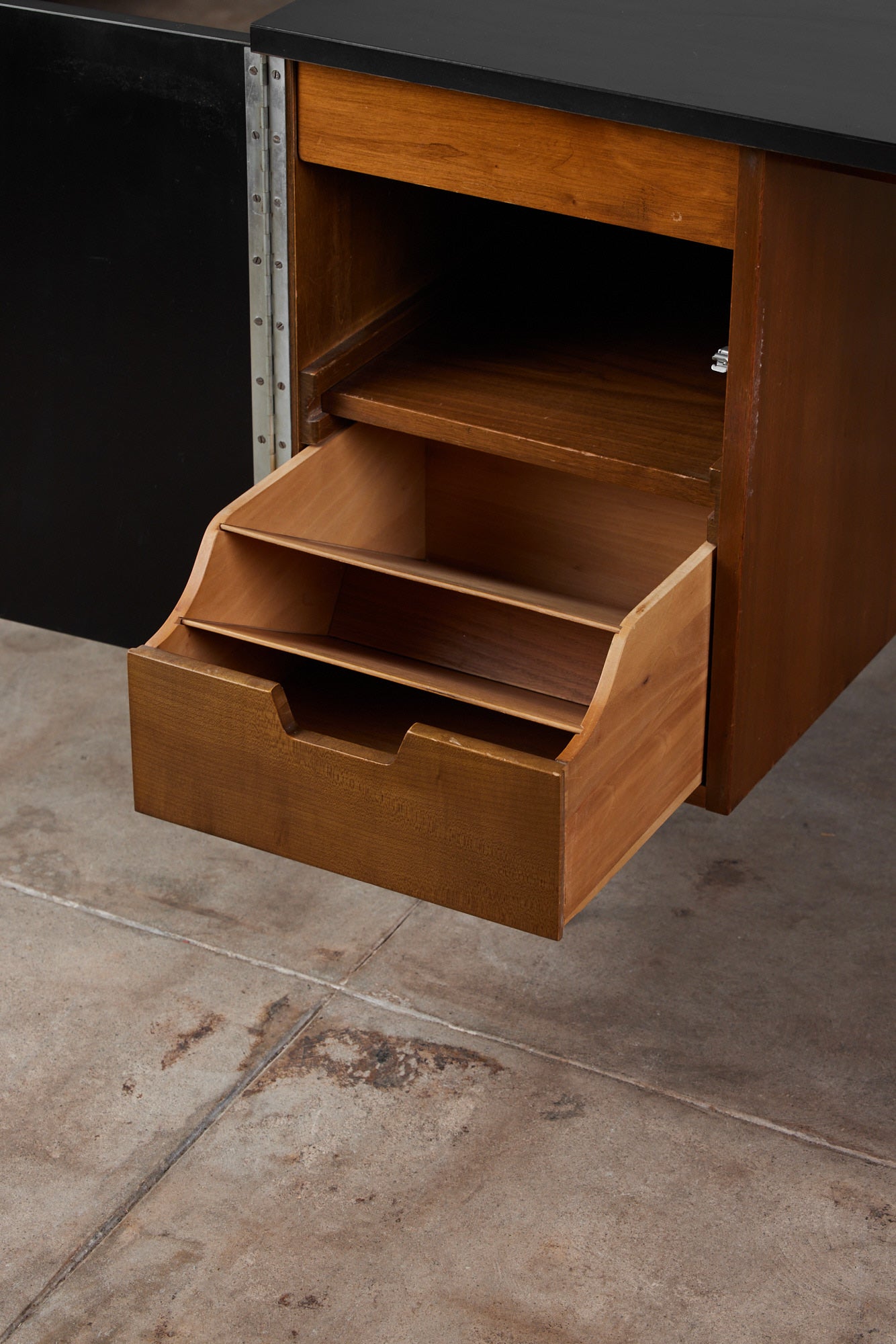 Greta Magnusson-Grossman Desk for Glenn of California