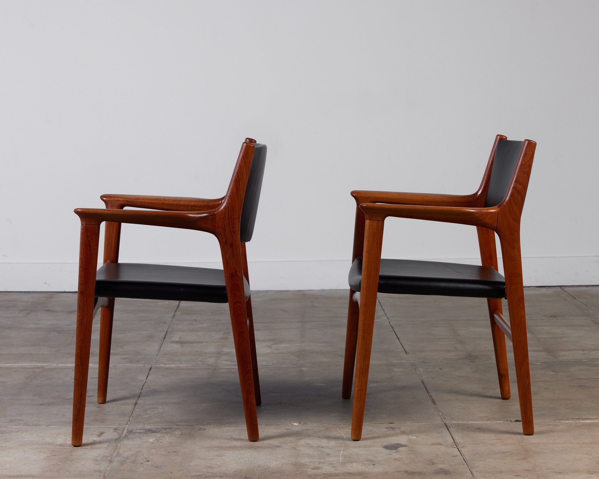 Hans Wegner JH-515 Armchair for Johannes Hansen